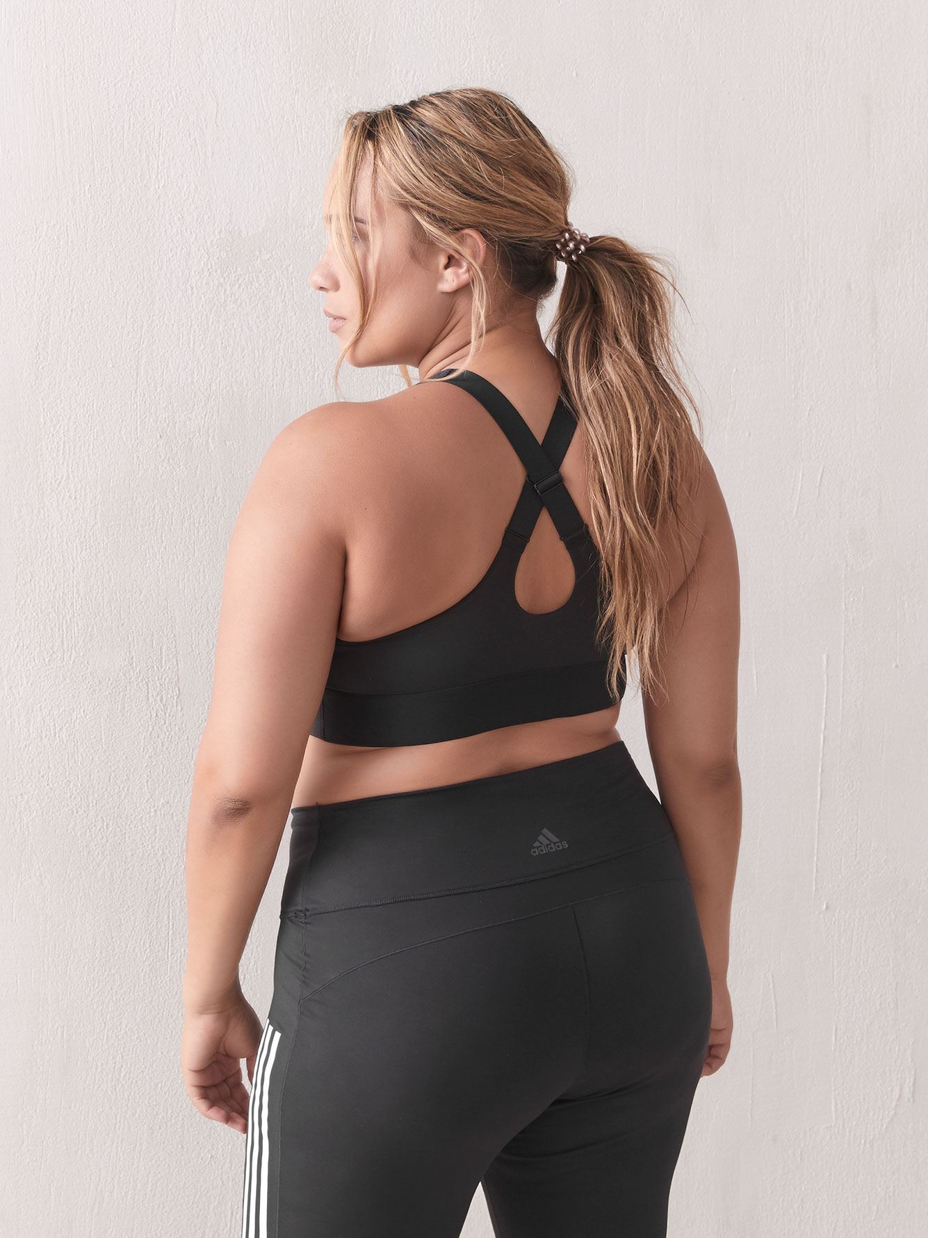 comfortable padded sports bra