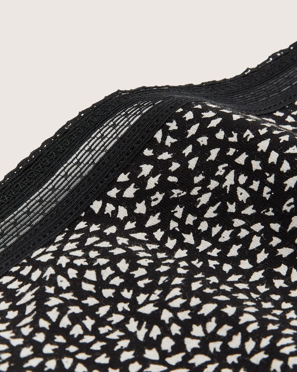 Jersey Cotton Lace Thong, Black and White Print - ti VOGLIO