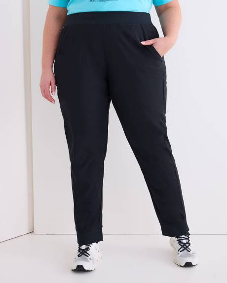Leslie Falls Jogger - Columbia