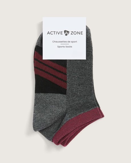 Mesh Top Sports Socks with Striped Sole - Active Zone