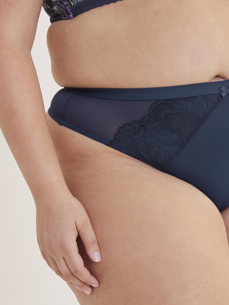 Mesh and Microfibre Thong with Lace - Déesse Collection