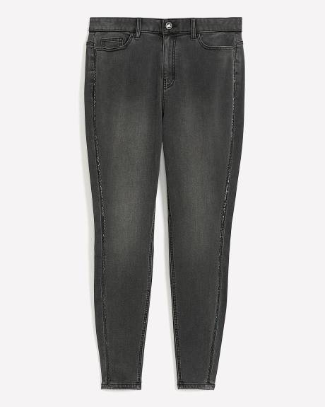 Jegging noir avec strass sur les côtés, coupe galbée, tissu responsable - Addition Elle