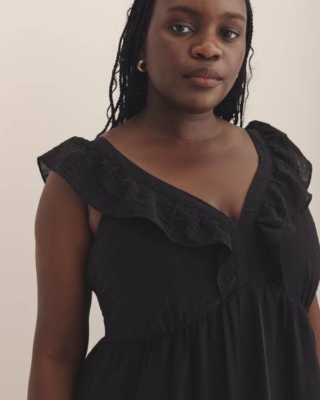 Robe étagée noire sans manches avec volants, tissu responsable
