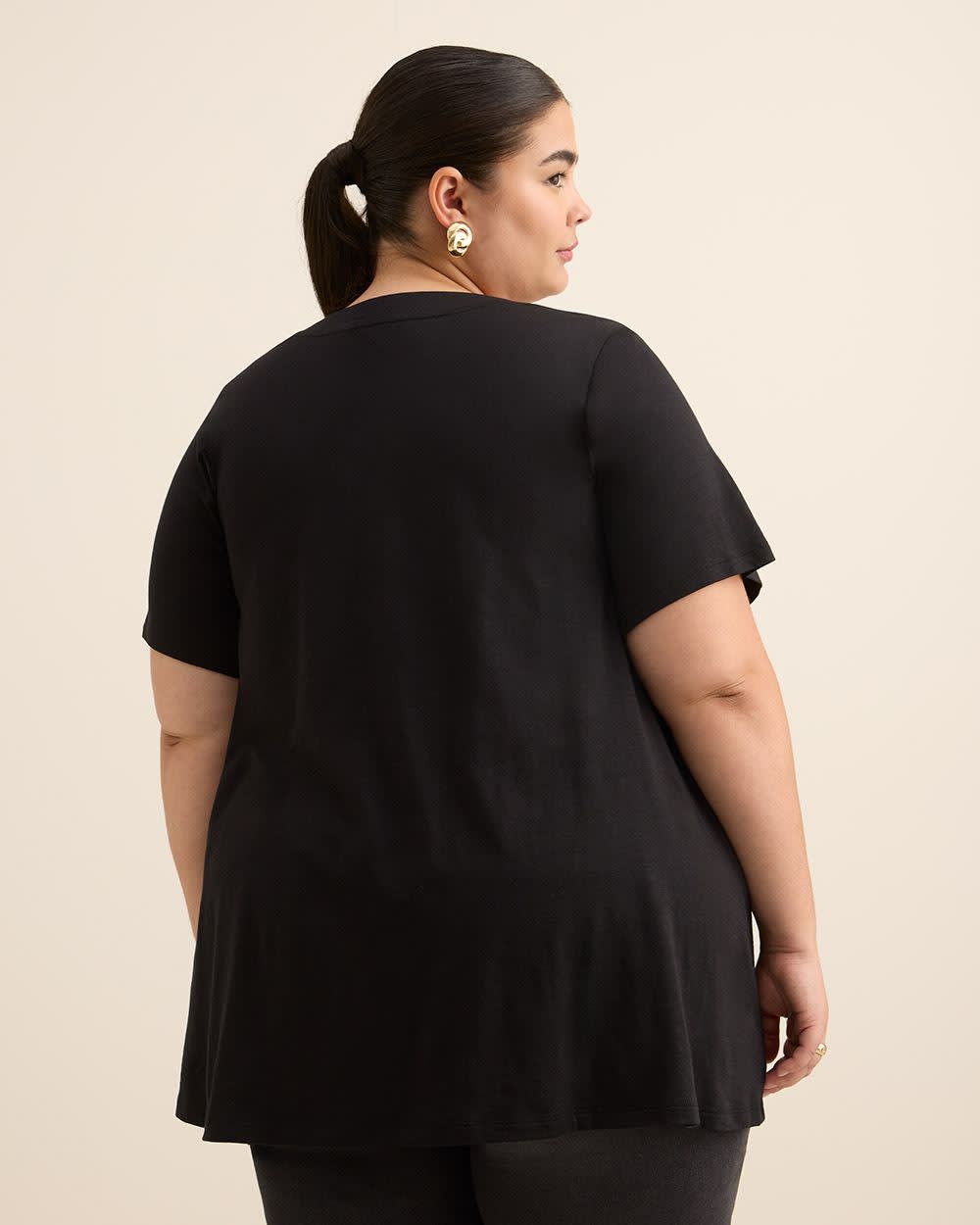 V-Neck Short-Sleeve Swing Top V-Neck Short-Sleeve Swing Top