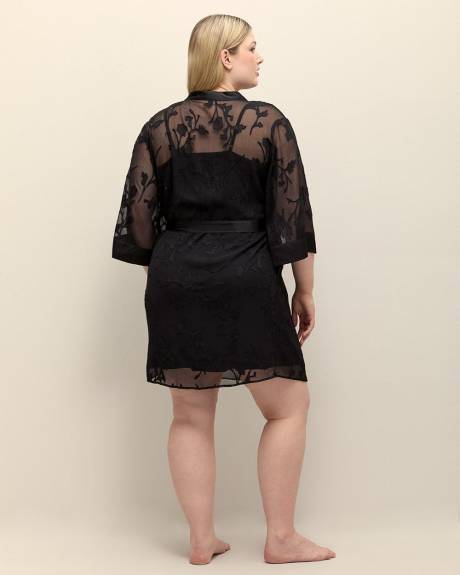 Peignoir noir avec détails en satin - Déesse Collection