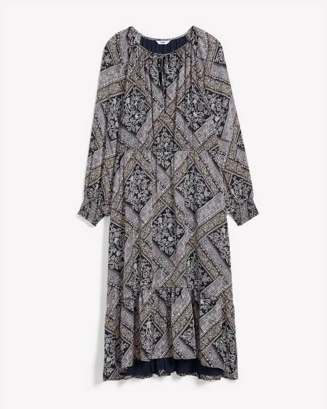 Robe mi-longue évasée à motif courtepointe avec poignets à smocks