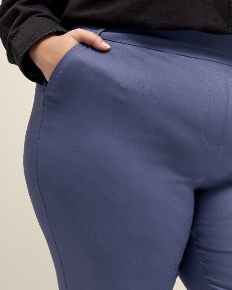 Petite, Blue Savvy-Fit Skinny-Leg Pant - PENN. Essentials