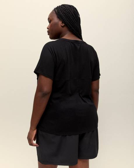 V-Neck Short Sleeve T-Shirt - Active Zone