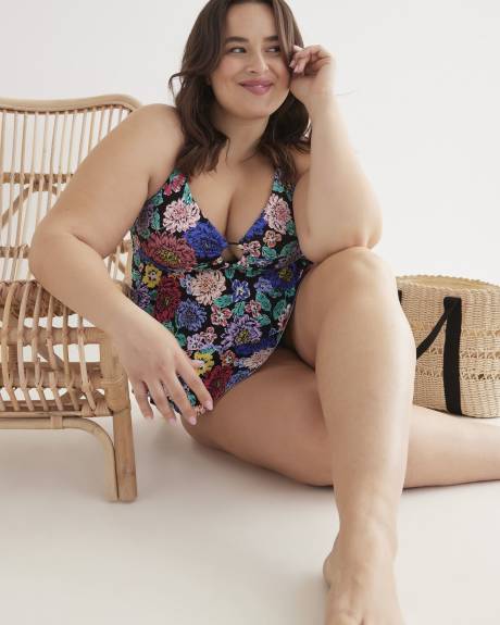 Printed Ruffled Tankini with Peekaboo