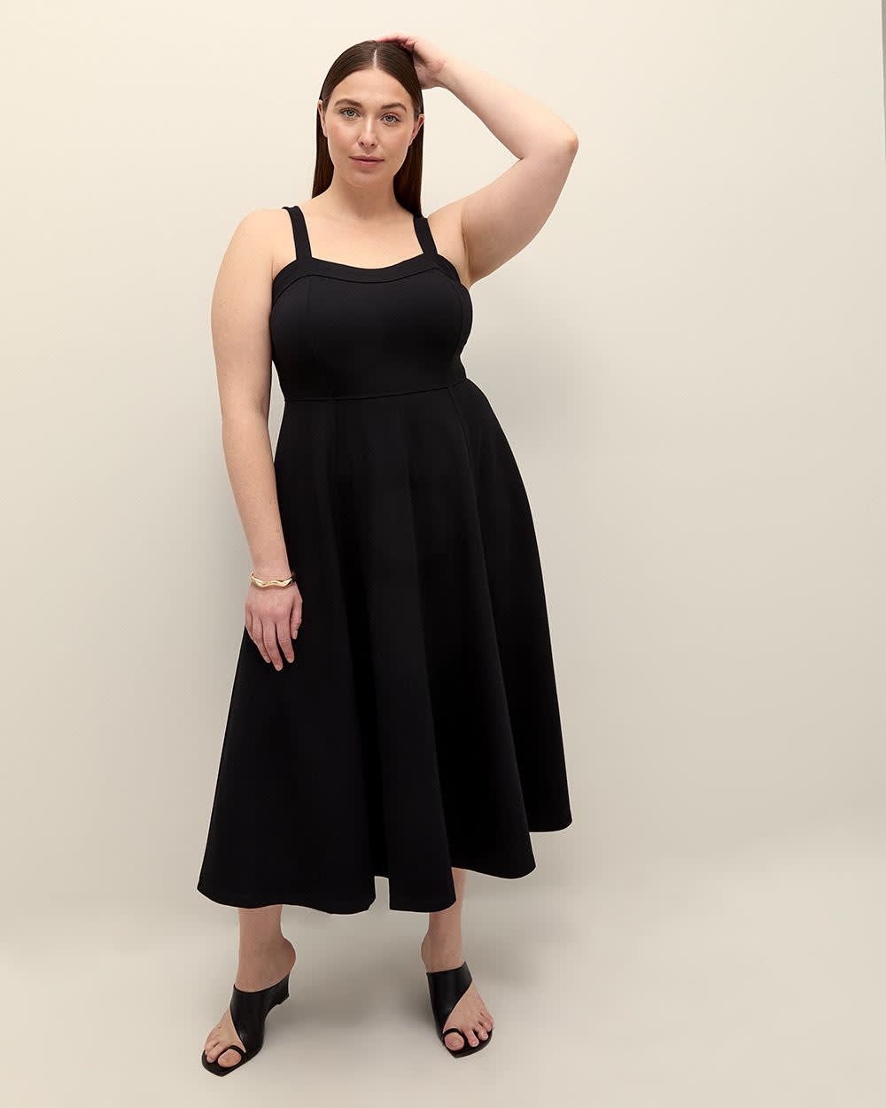 Black Sleeveless Flared Heart-Shaped Midi Dress - Addition Elle