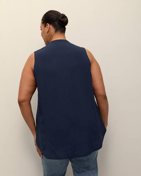 Responsible, Sleeveless Tunic Blouse