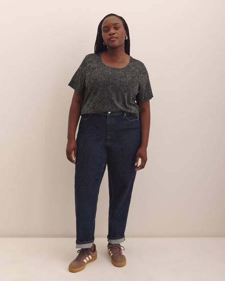 Printed Curvy-Fit Short-Sleeve Crewneck Tee