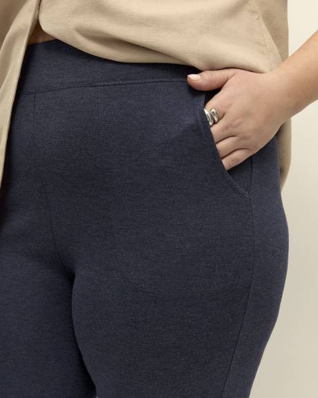 Responsible, Ponte de Roma Capri Legging with Pockets - PENN. Essentials