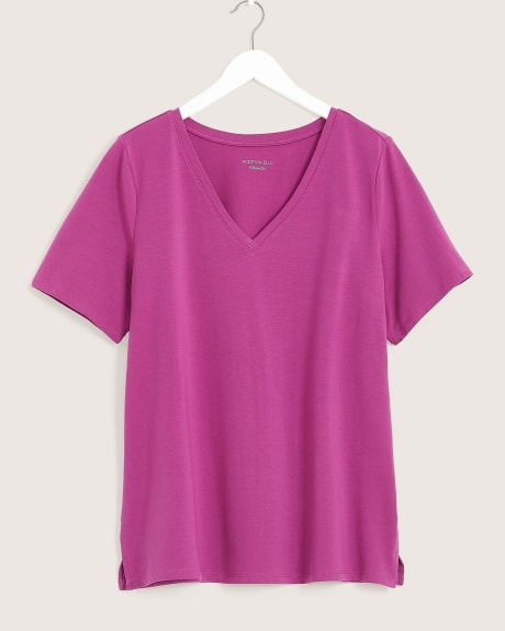 Responsible, Silhouette-Fit V-Neck Tee - Addition Elle