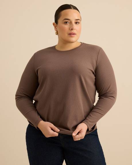 Boyfriend-Fit Ribbed Knit Tee - PENN. Essentials