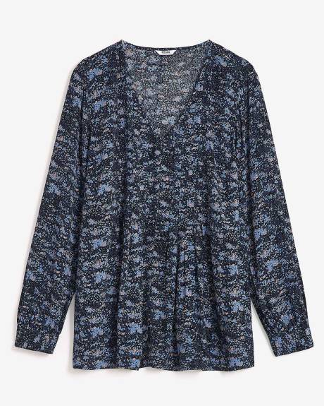 Long-Sleeve Swing Pleated Blouse