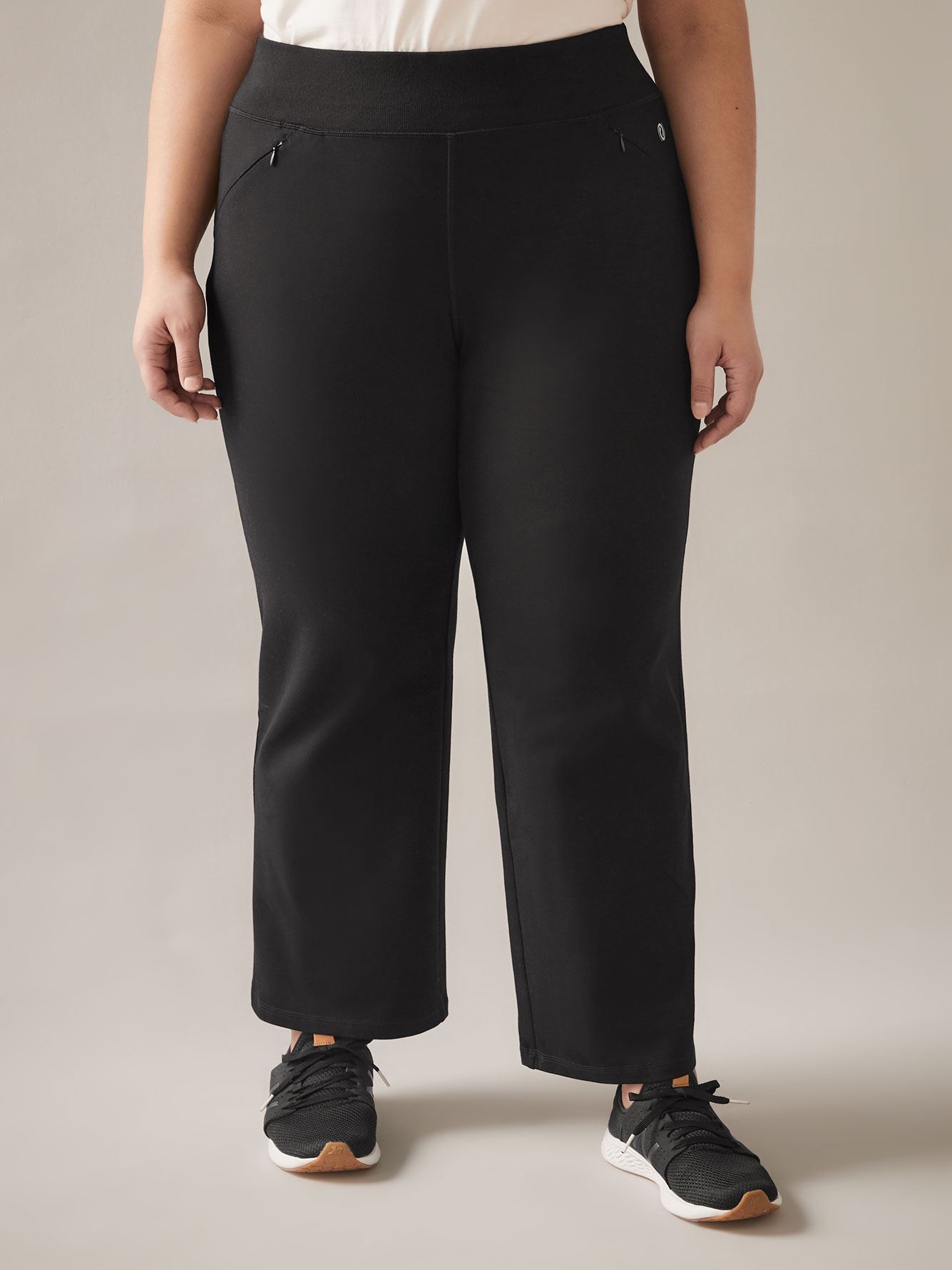 Petite, Basic Relaxed Pant ActiveZone Penningtons