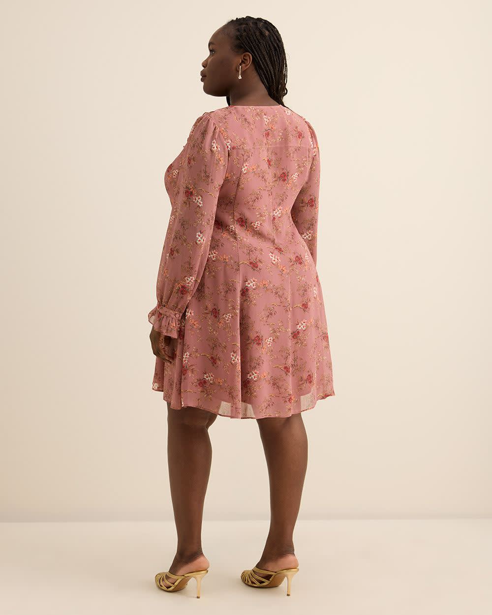 Robe courte évasée fleurie avec volants - Addition Elle Robe courte évasée fleurie avec volants - Addition Elle