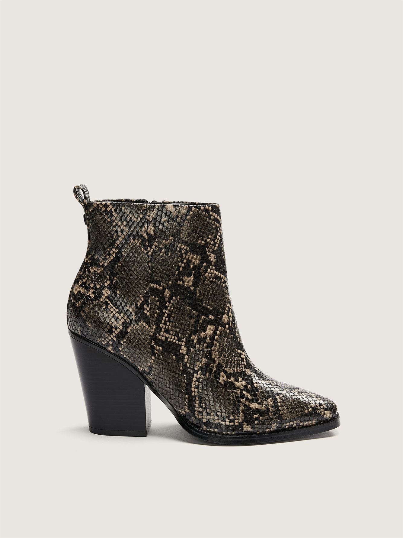 wide width booties size 9