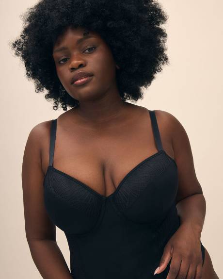 Maillot de corps sexy noir en dentelle, avec armatures - Déesse Collection