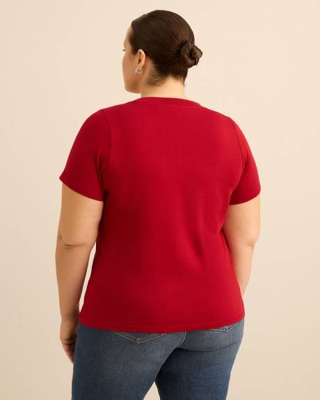 Crewneck Tee with Love Print - PENN. Essentials