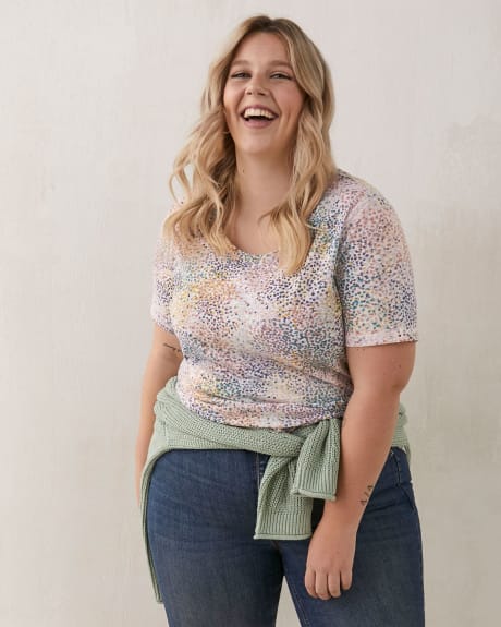 Printed Crew-Neck Curvy Tee - In Every Story