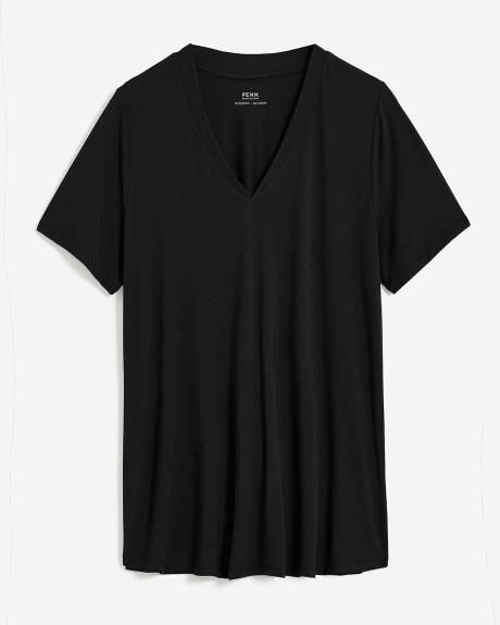 Modern-Fit Short-Sleeve Tee - PENN. Essentials
