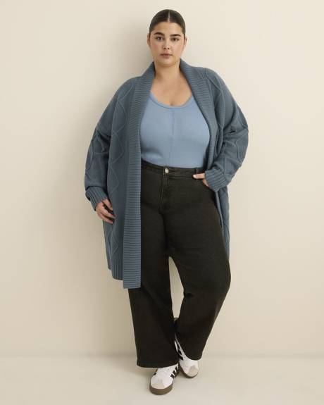 Veste cardigan tunique à mailles torsadées