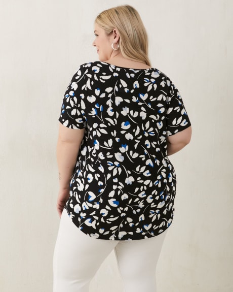 Modern Fit Short Sleeve Scoop Neck Tee, Printed - In Every Story
