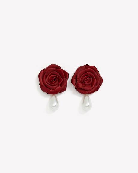 Statement Rose and Pearl Earring