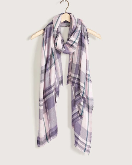 Lightweight Oblong Frayed Edge Plaid Scarf - In Every Story