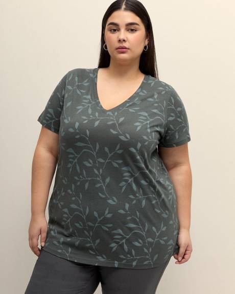 Boyfriend-Fit Short-Sleeve Tee - PENN. Essentials