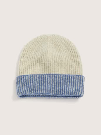 Bonnet en tricot deux couleurs