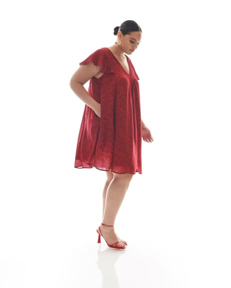 Lightweight Swing Dress with Short Flutter Sleeves - Addition Elle