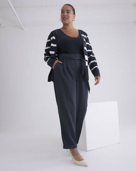 Camisole courte en tricot côtelé à encolure en V