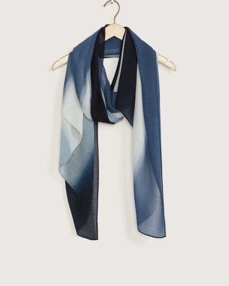 Pleated Ombre Lightweight Scarf - In Every Story