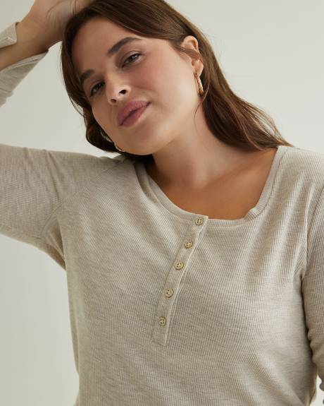 Long-Sleeve Henley Waffle Knit Top