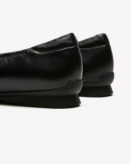 Wide Width, Jazmynn Gem Leather Shoe - Clarks