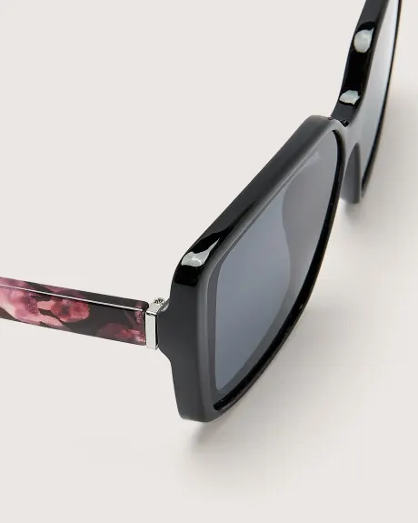 Square Sunglasses with Tortoise Temples