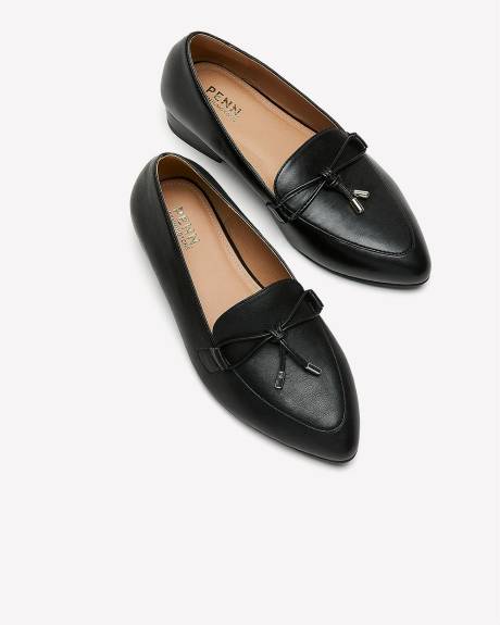 Extra Wide Width, Black Loafer with Decorative Bow