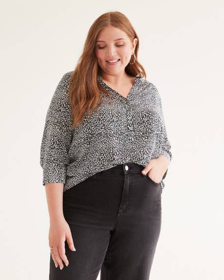 Buttoned Split Neck Woven Tunic
