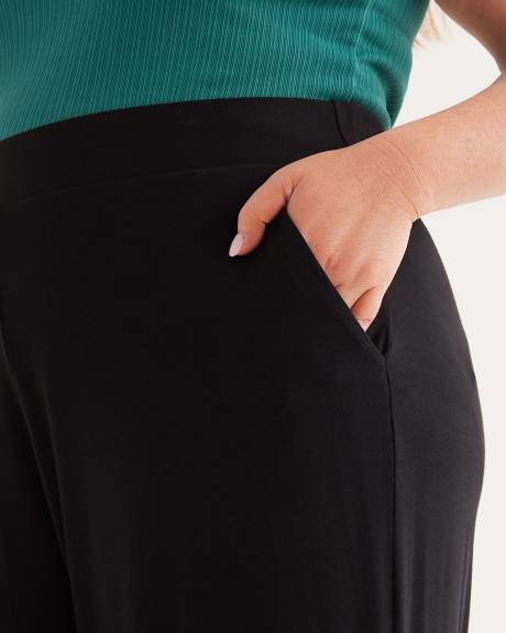 Black Knit Gaucho Pant