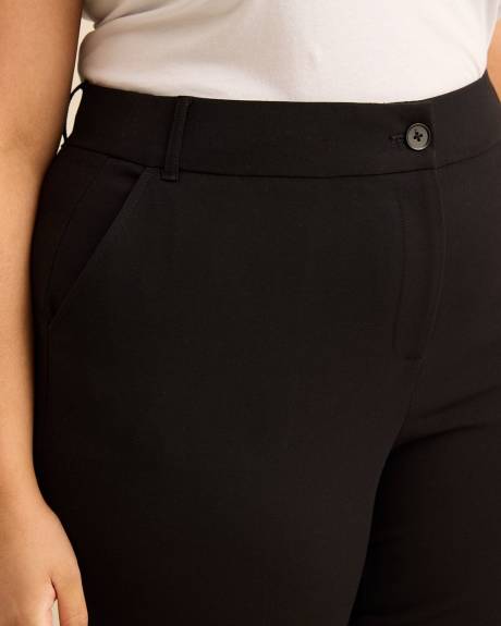 Curvy Straight-Leg Savvy Pant