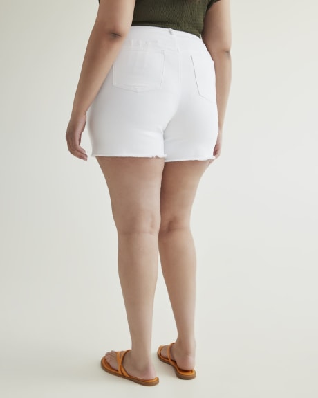 Responsible, Curvy-Fit Frayed Hem Denim Shorts, White - d/C JEANS