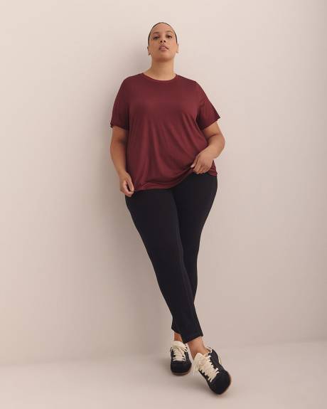 Responsible, Short-Sleeve Tee with Rounded Hem - Active Zone