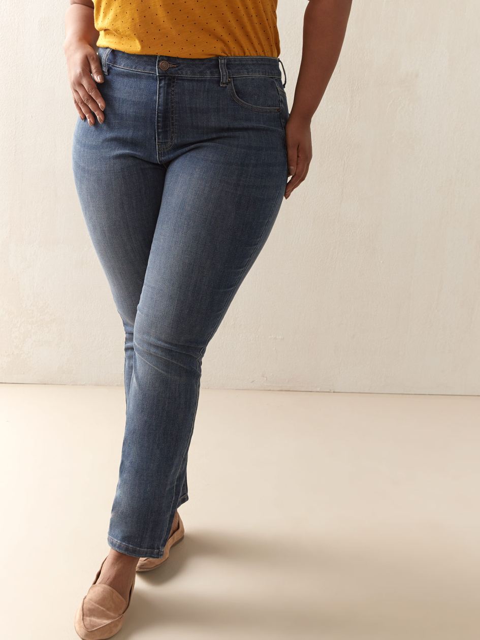 Universal Fit, Straight Leg Blue Jean - d/C JEANS