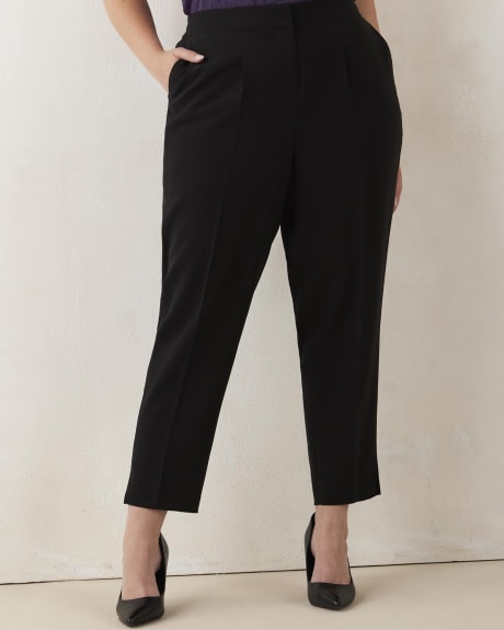 Solid Tapered-Leg Pant with Pleats