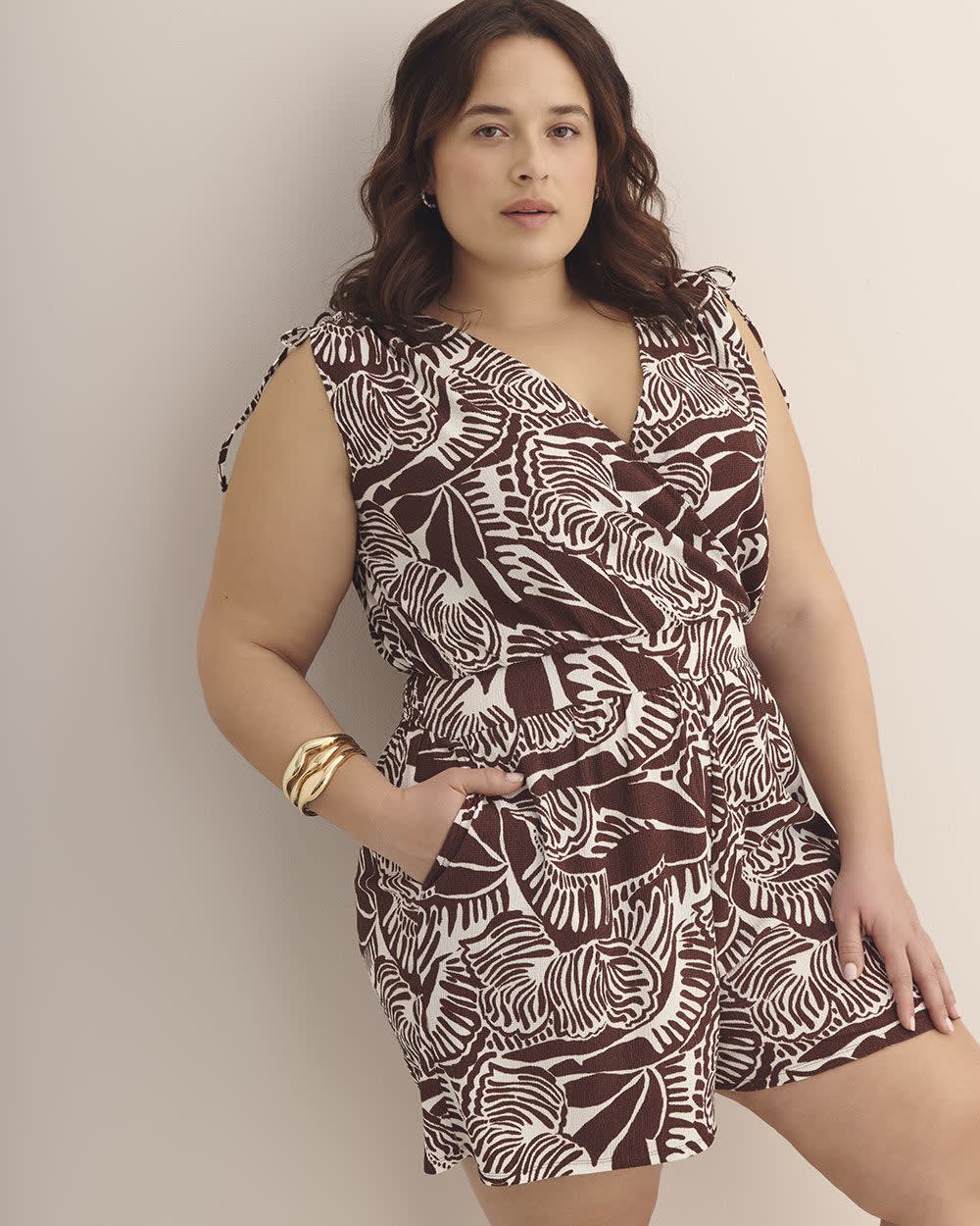 Pinted Sleeveless V-Neck Romper with Shoulder Ties