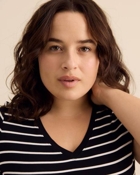 Tunique &agrave; col en V et manches courtes - Essentiels PENN.