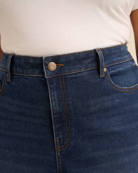 High-Rise Mom Jeans - Addition Elle